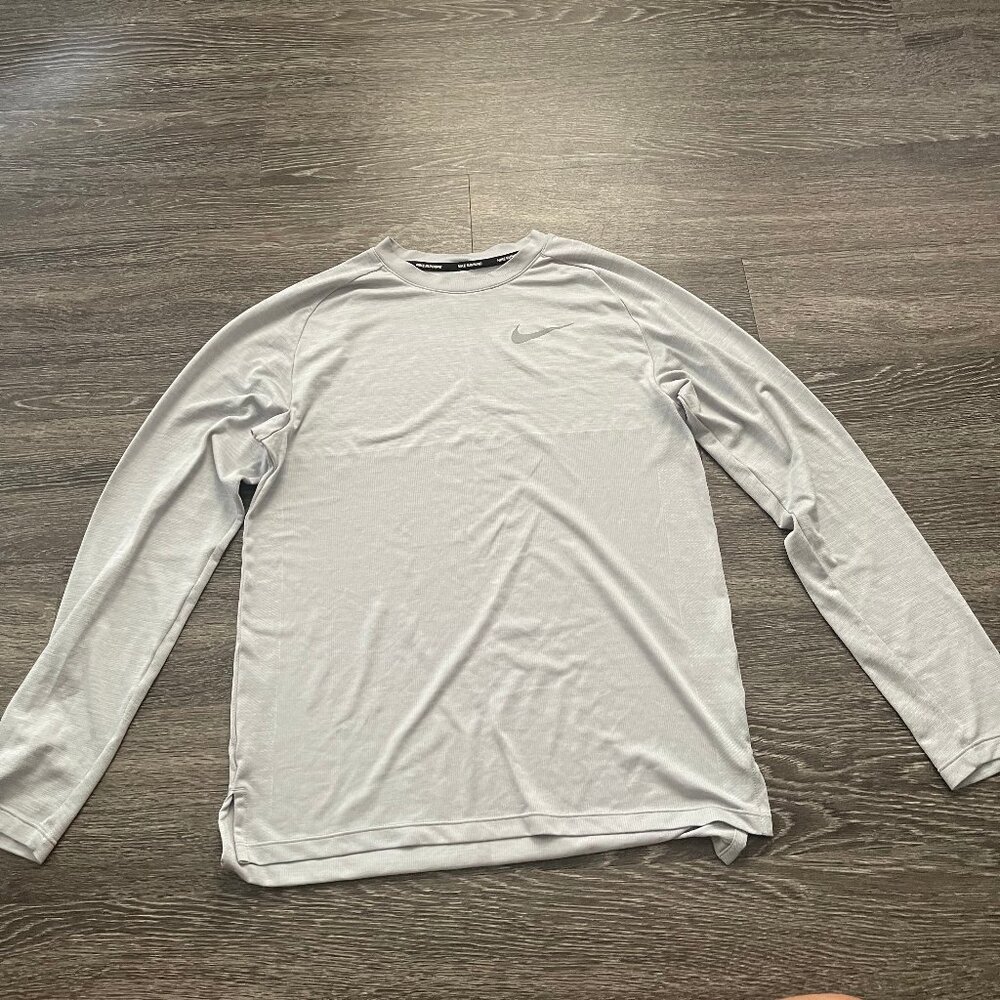 Sweatshirt Nike M NK DRY MEDALIST TOP silver